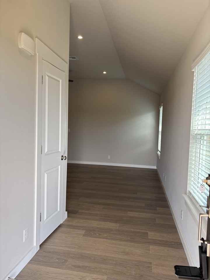 14525 E 39th Pl S - Photo 2 of 6