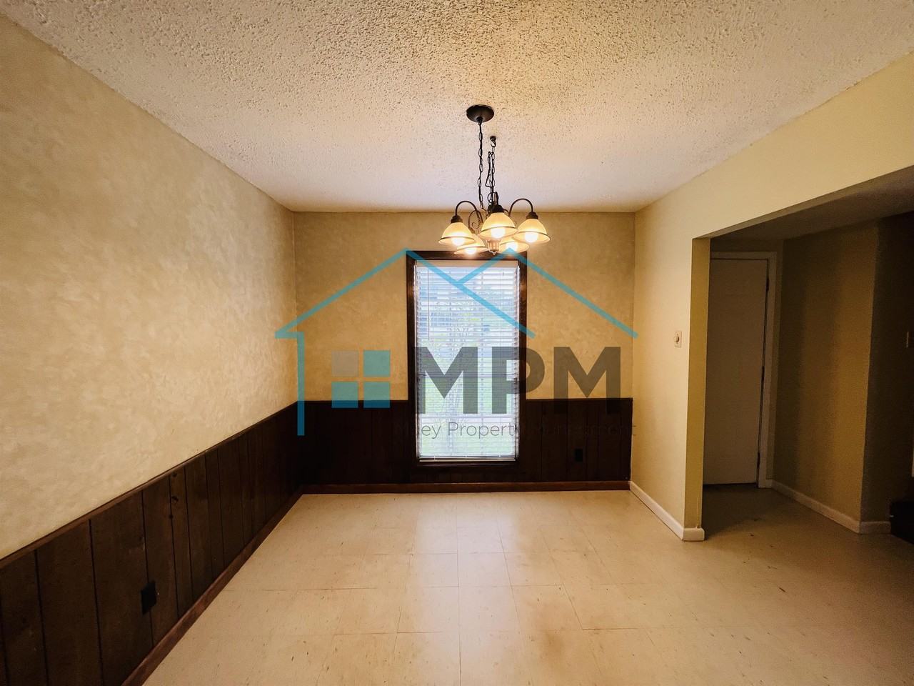 62 W Elmwood Dr #C - Photo 4 of 13