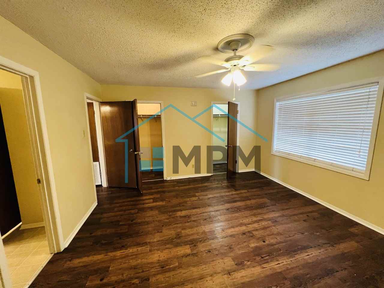 62 W Elmwood Dr #C - Photo 7 of 13