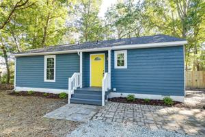 featured image of 15909 Dockside Ct