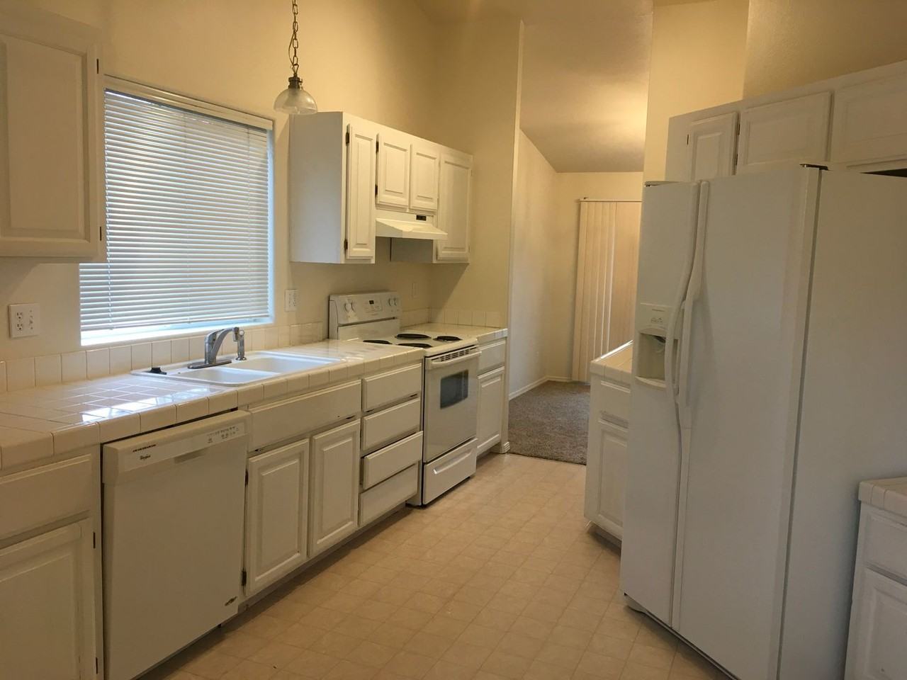 518 Sw Forest Grove Dr - Photo 2 of 18