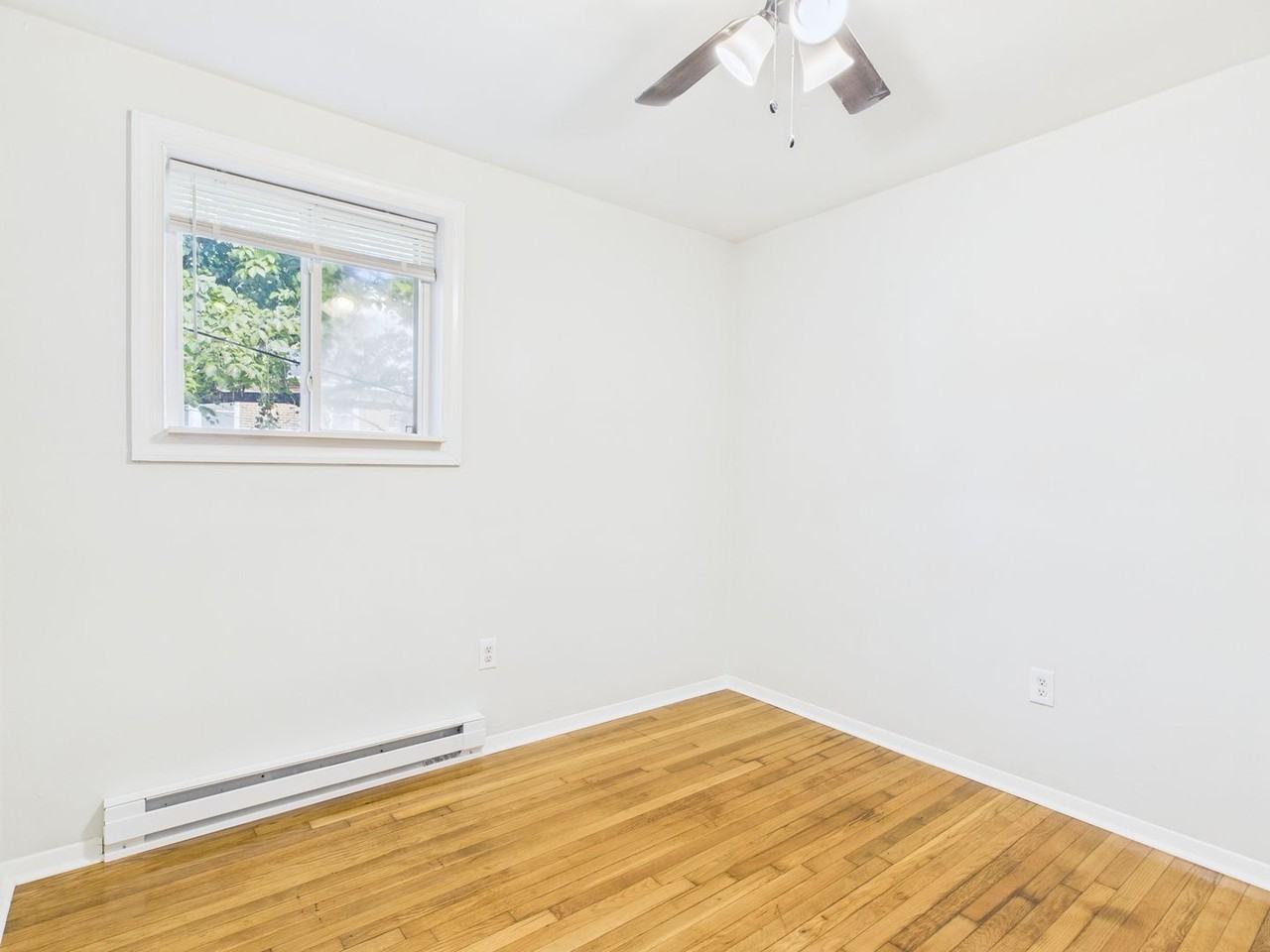 3117 Meadowbridge Rd #2 - Photo 5 of 10