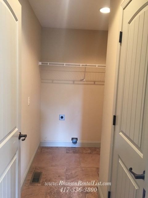 191 Roundhill Rd - Photo 4 of 20