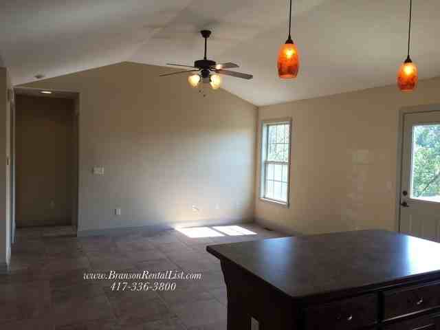 191 Roundhill Rd - Photo 5 of 20