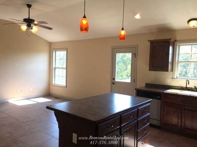 191 Roundhill Rd - Photo 6 of 20