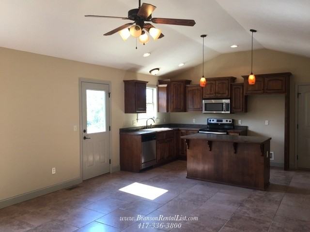 191 Roundhill Rd - Photo 7 of 20