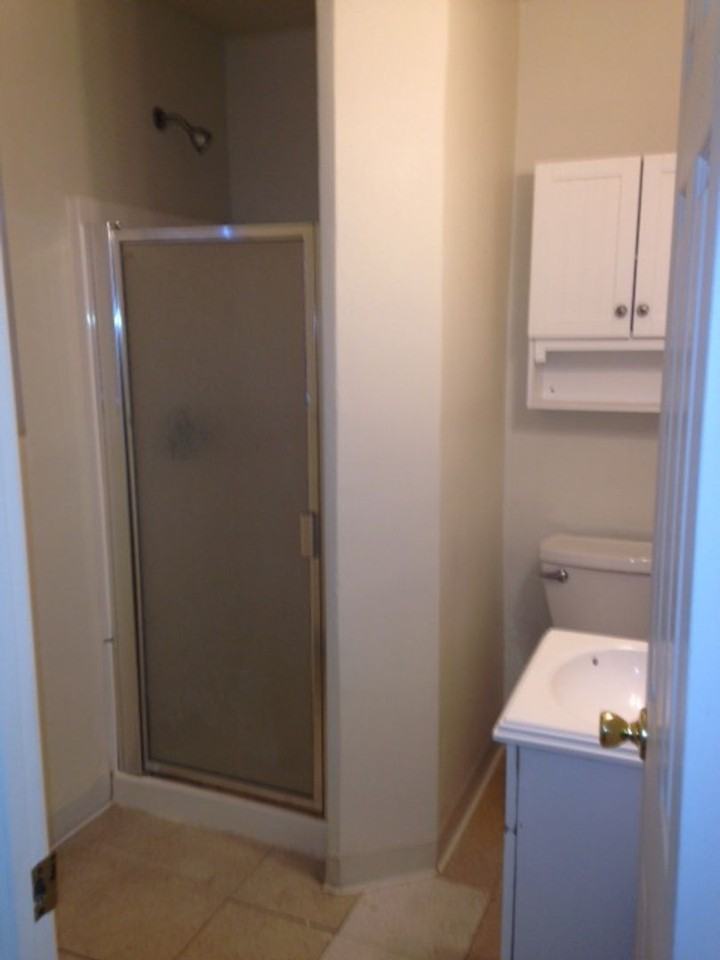 1433 Lincoln St - Photo 6 of 6