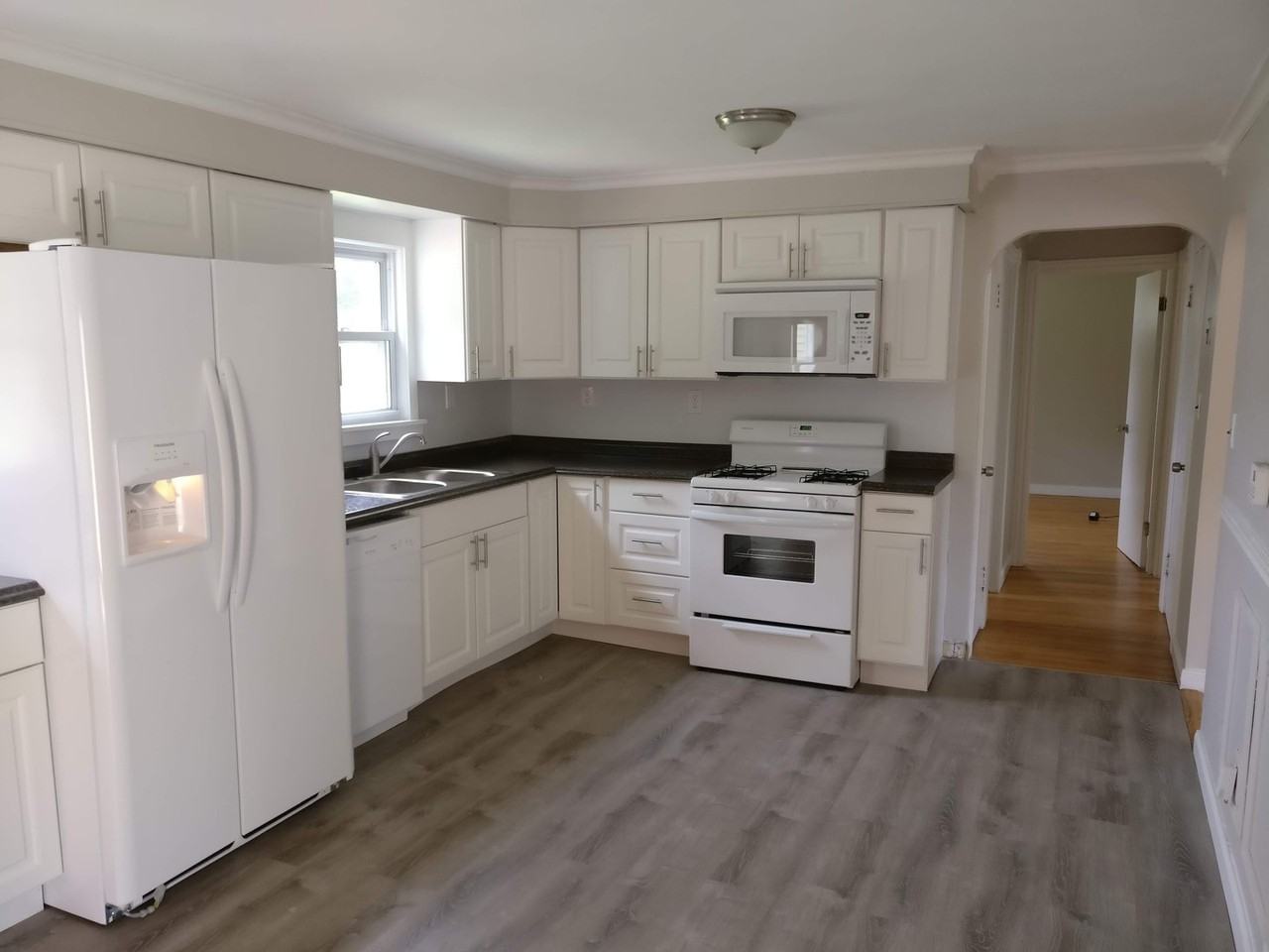 72 Westbrook Dr - Photo 2 of 28