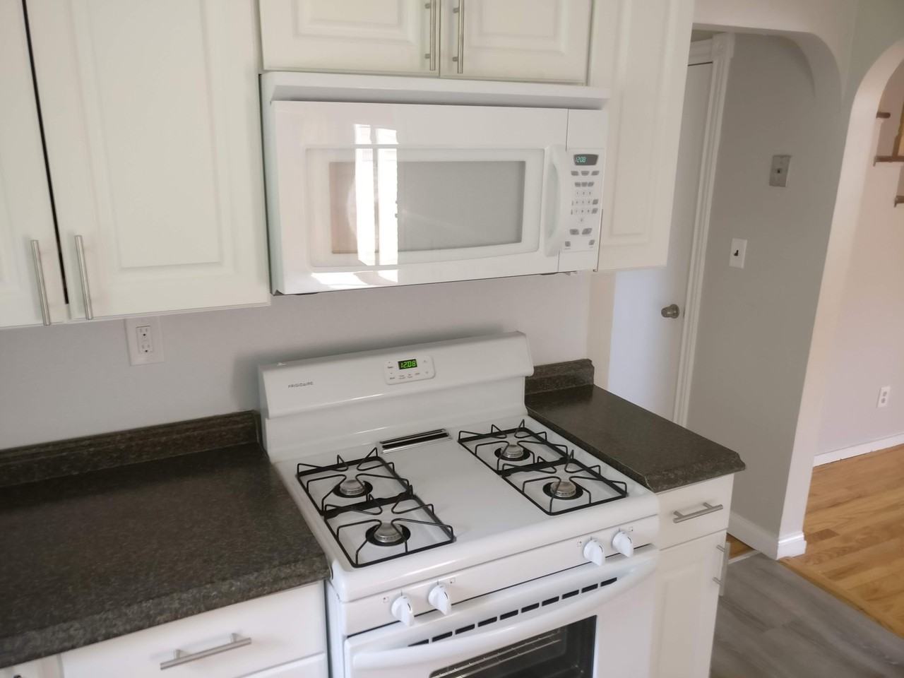 72 Westbrook Dr - Photo 5 of 28