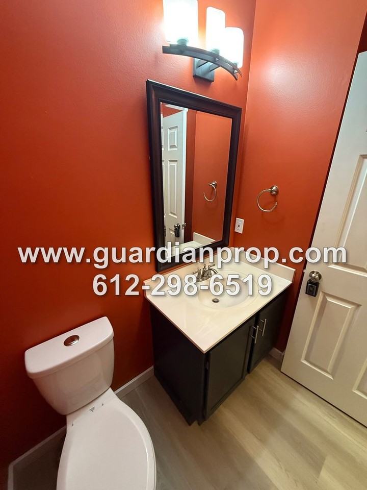 2678 Mallard Dr - Photo 6 of 13