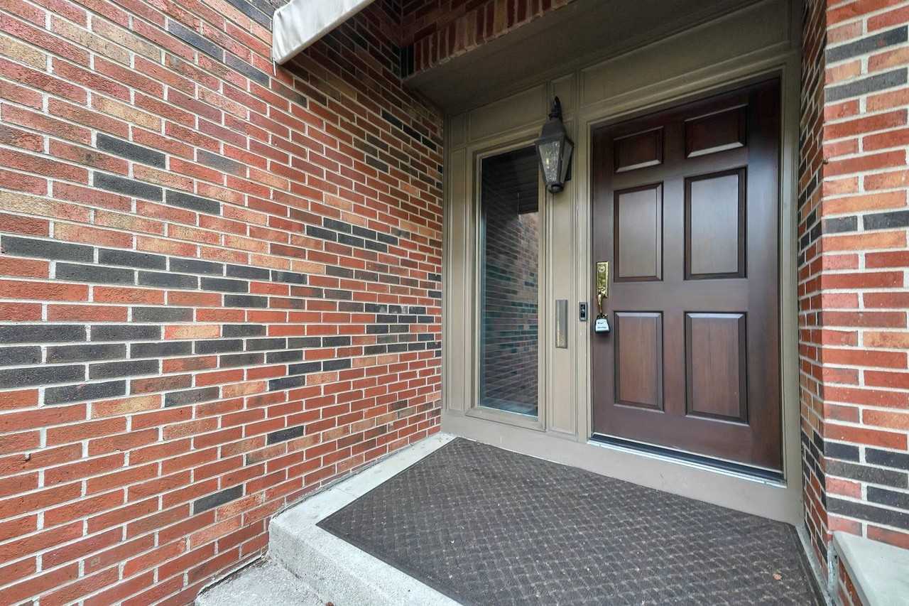 992 Neil Ave - Photo 3 of 27