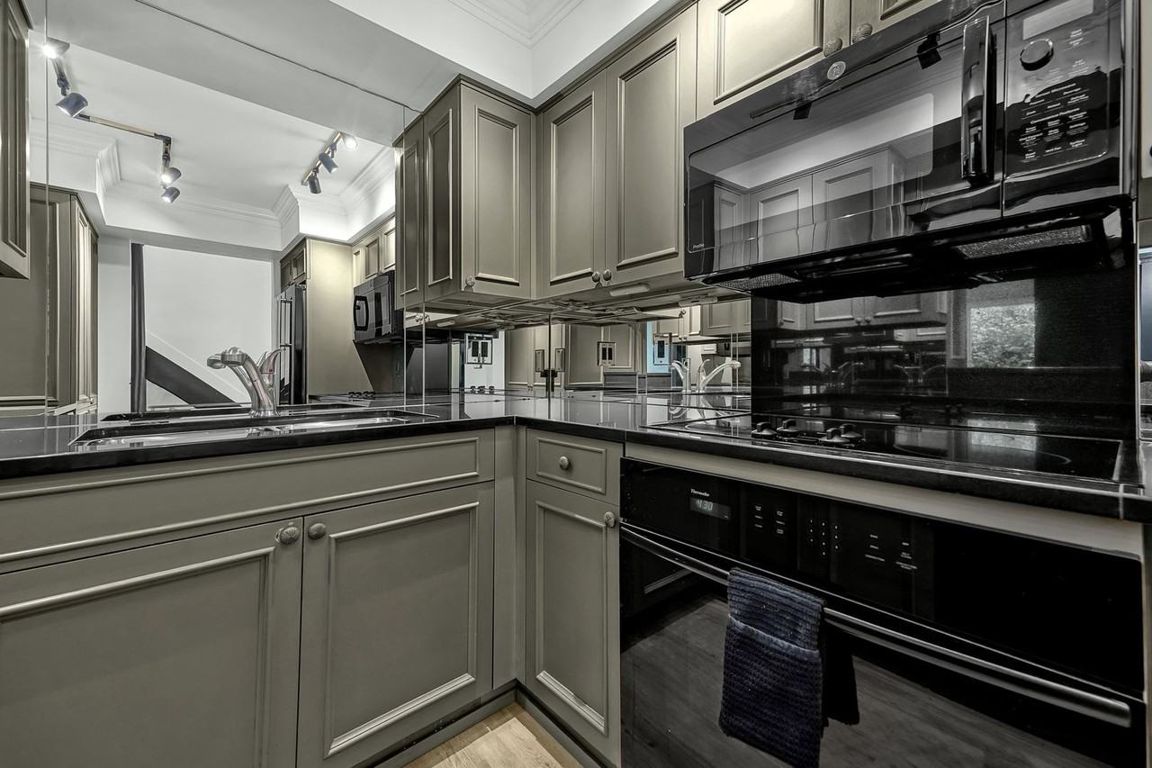 992 Neil Ave - Photo 7 of 27