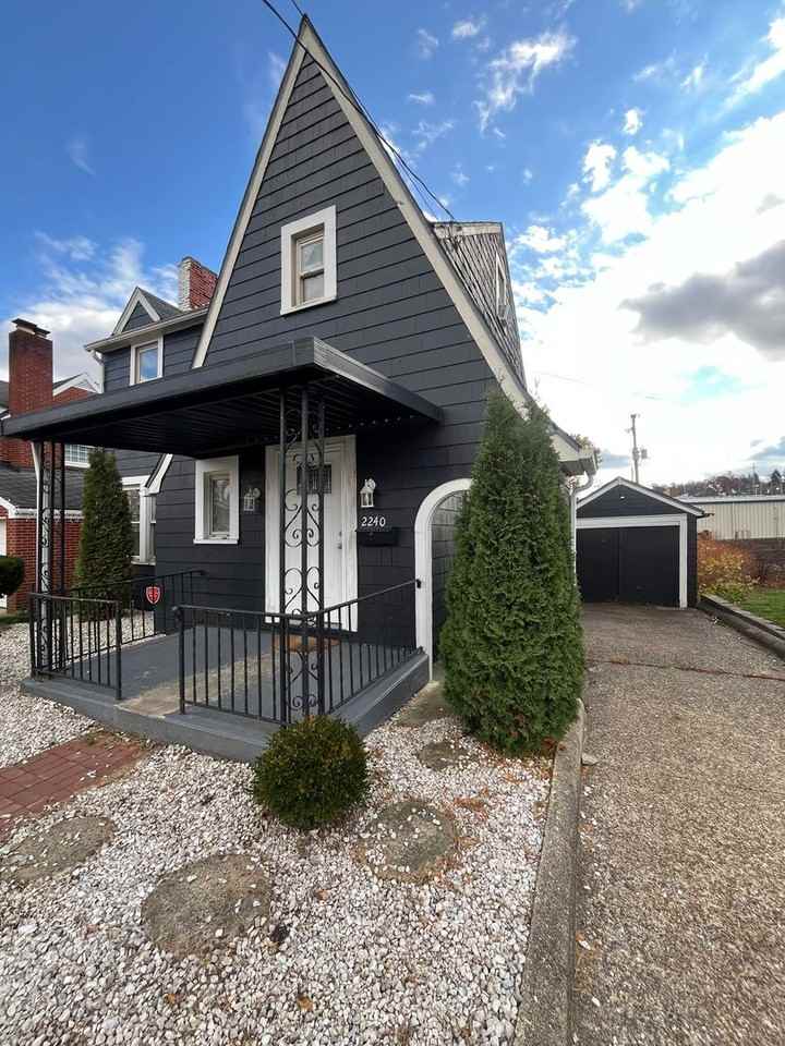 2240 Cleveland Avenue - Photo 2 of 17