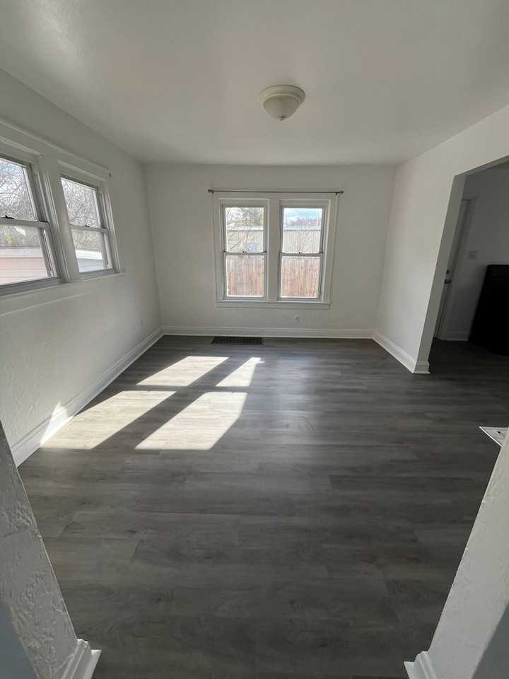 2240 Cleveland Avenue - Photo 6 of 17