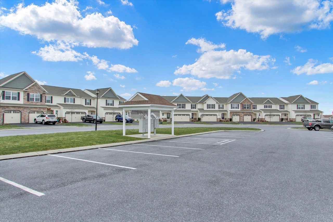 2751 Post Dr #1 - Photo 3 of 17