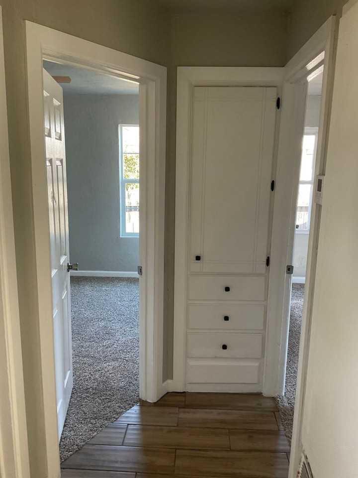 4713 Se 28th St - Photo 6 of 8