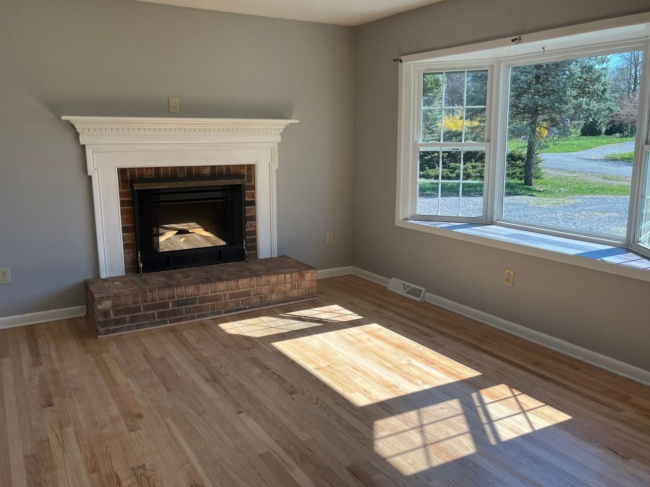 25 Bluestone Dr - Photo 4 of 19