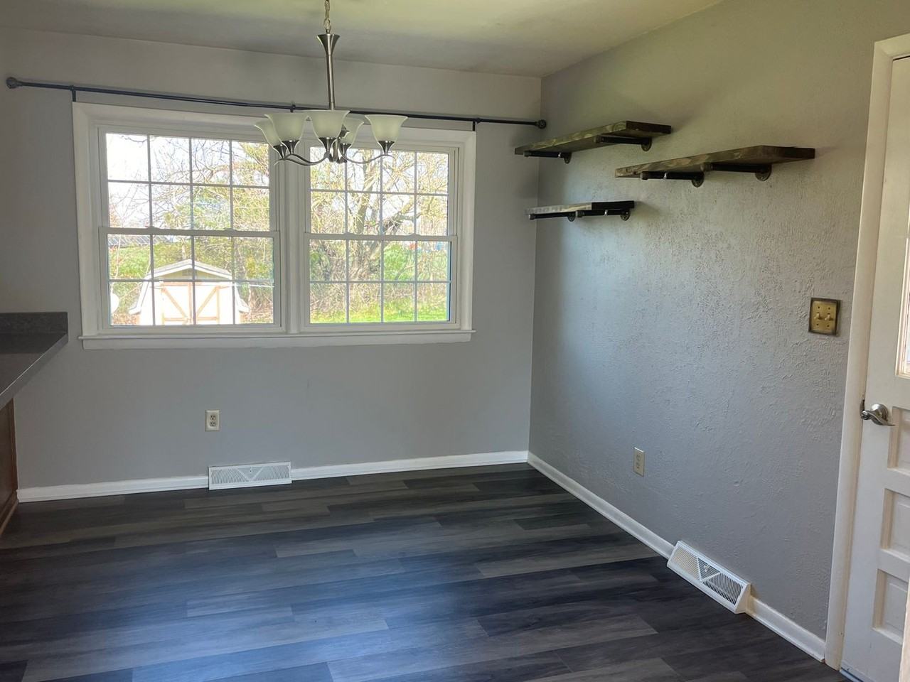 25 Bluestone Dr - Photo 6 of 19