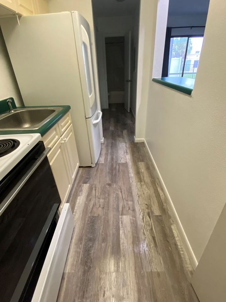 22302 Vick St #112 - Photo 3 of 9