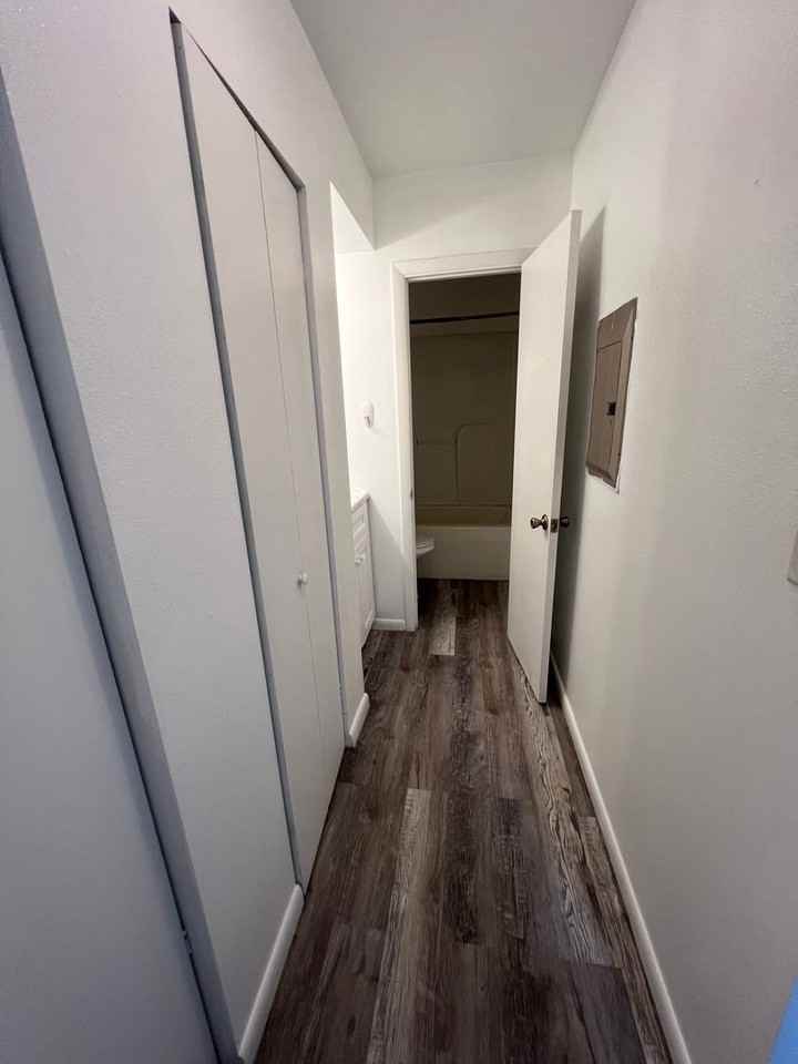 22302 Vick St #112 - Photo 6 of 9