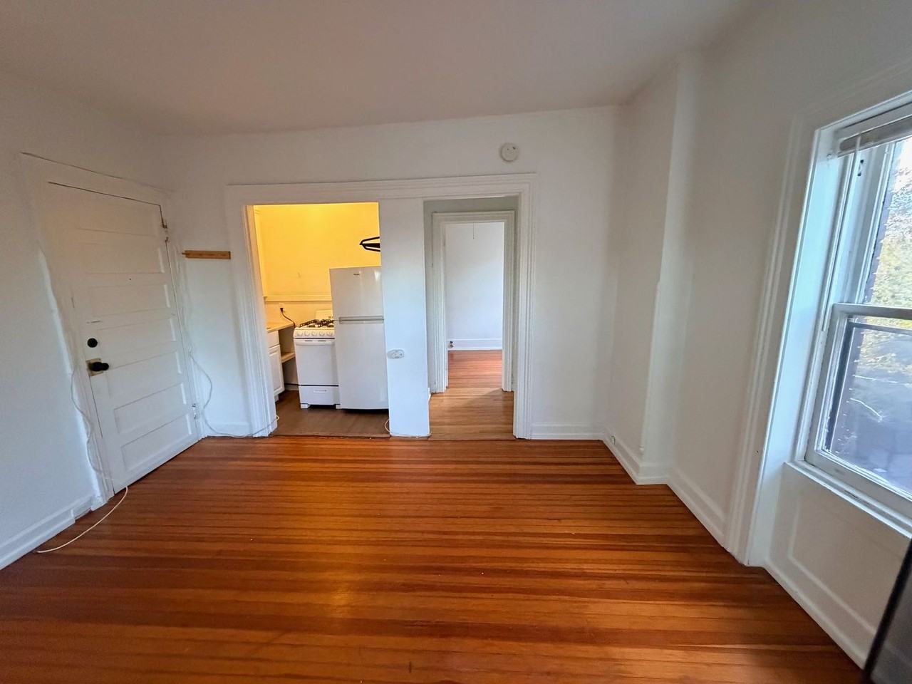 294 State Street - Photo 3 of 8