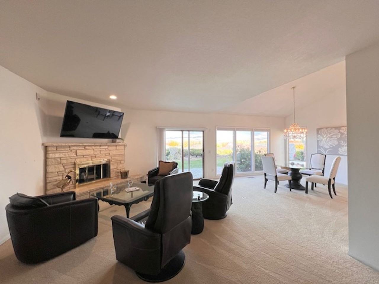 3170 W Catalina Ln - Photo 2 of 23