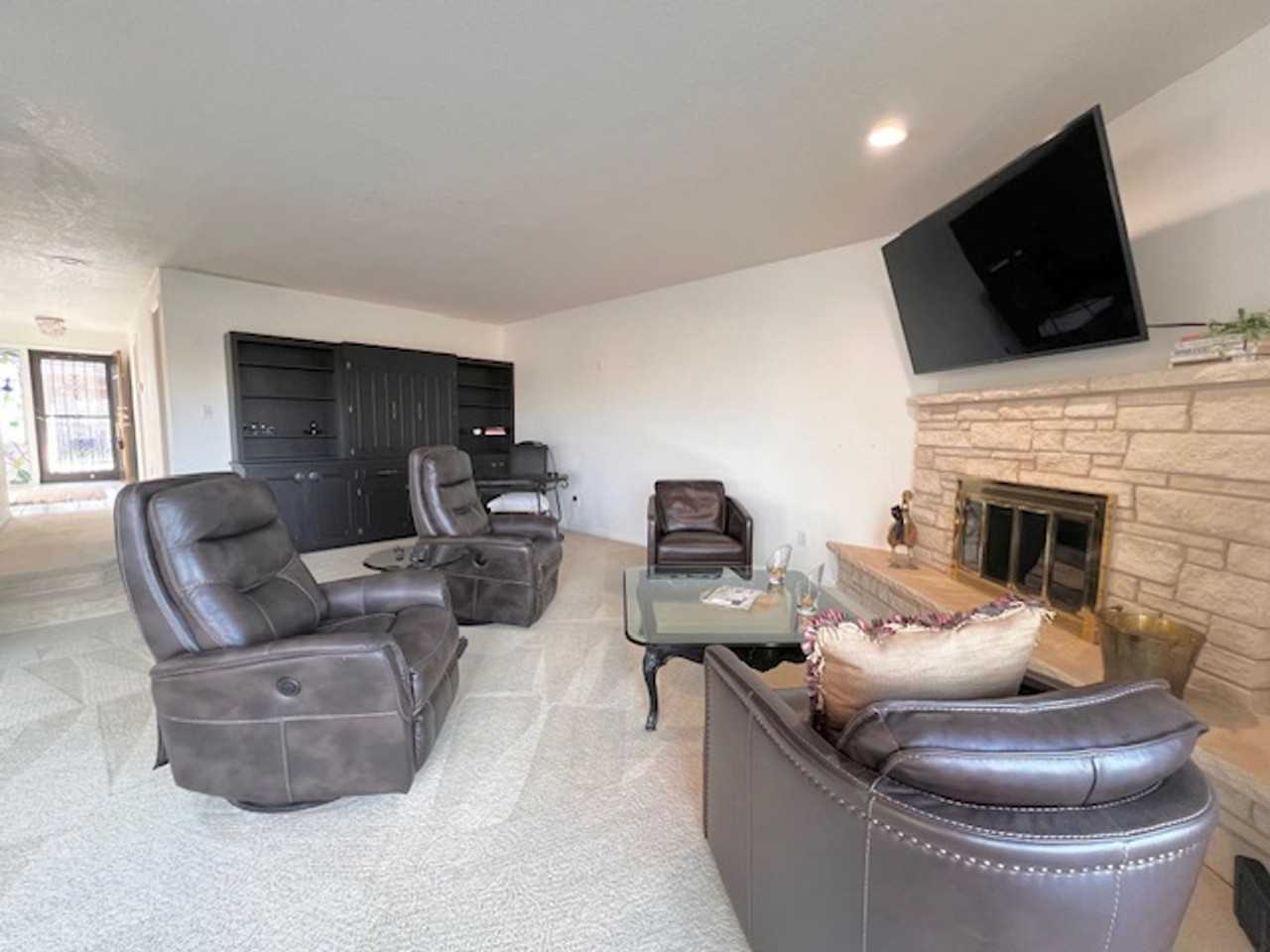 3170 W Catalina Ln - Photo 3 of 23