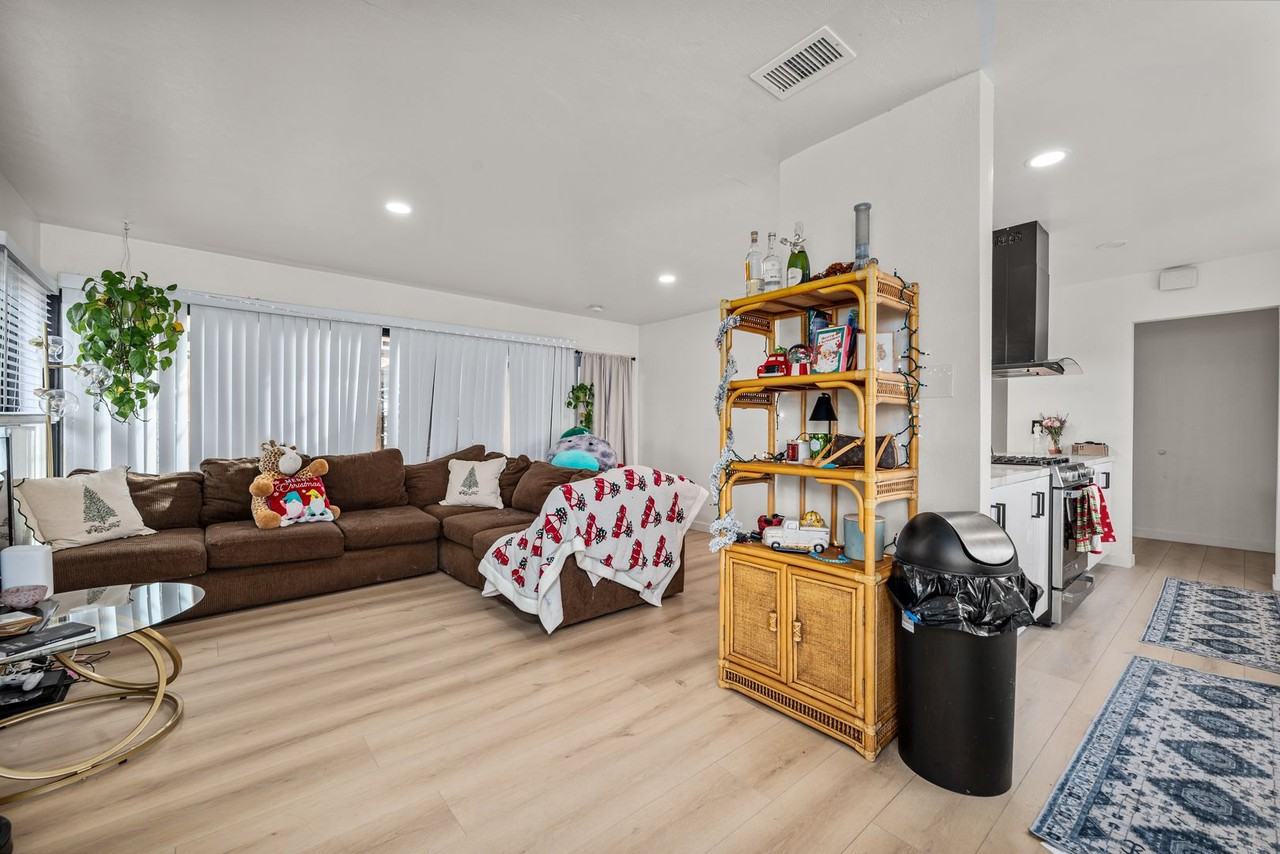 5229 Rincon St - Photo 6 of 15