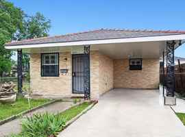 featured image of 3025 Laussat Pl