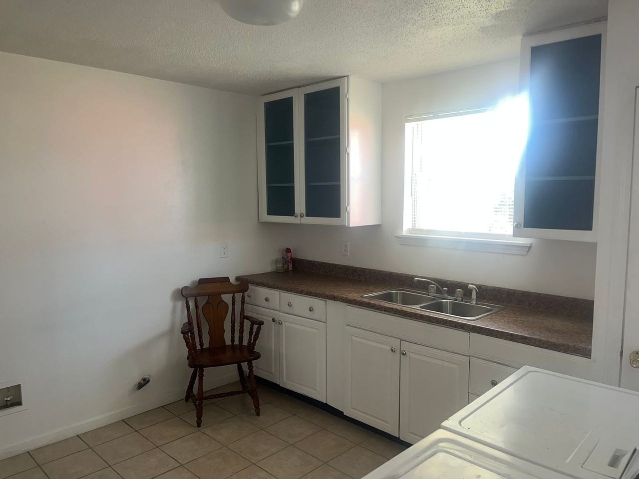 3025 Laussat Pl - Photo 5 of 8