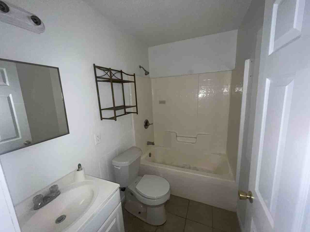 3025 Laussat Pl - Photo 7 of 8