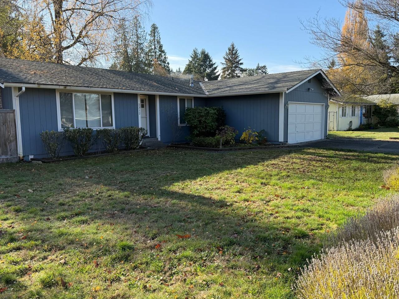 2312 Shepard St - Photo 3 of 25