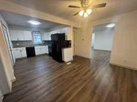 featured image of 1210 W Parker St