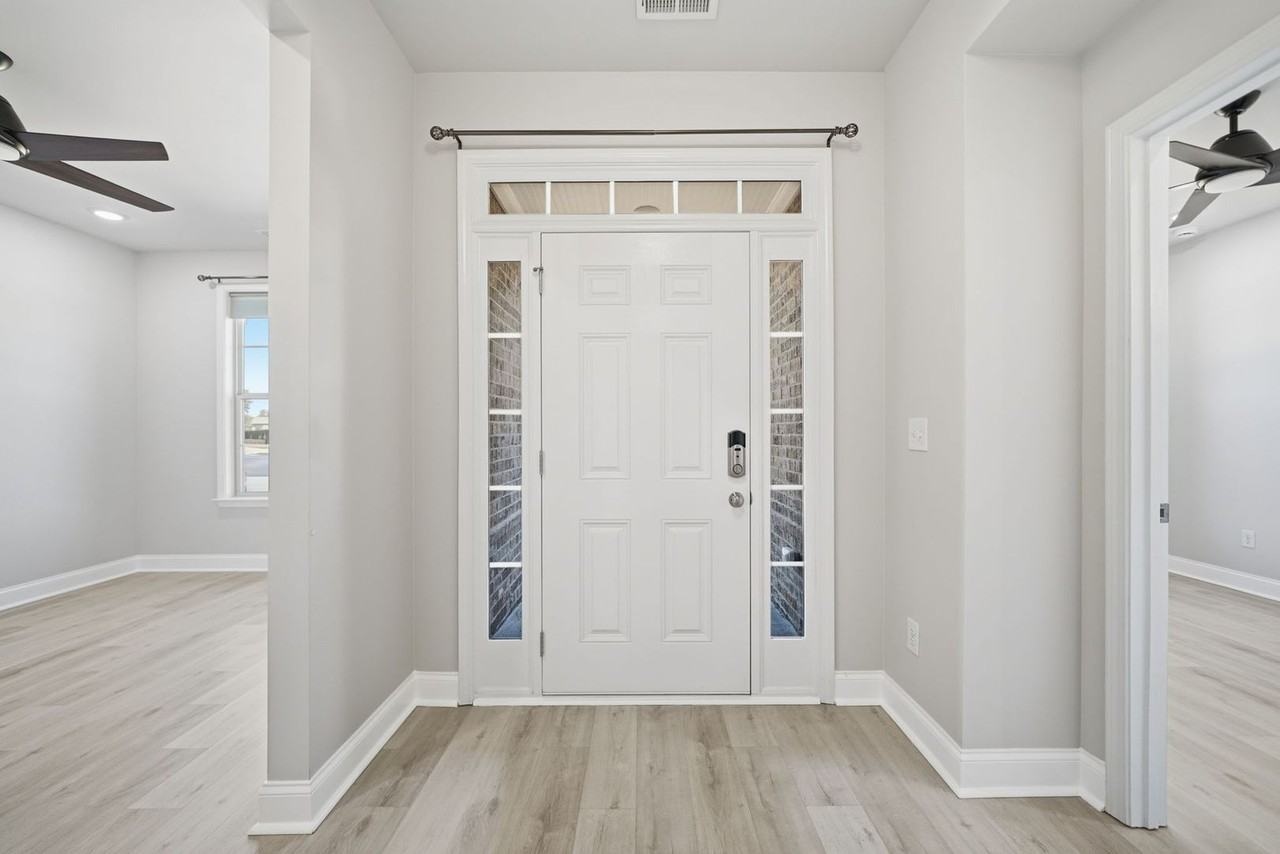 7040 Ansley Park Way - Photo 3 of 50