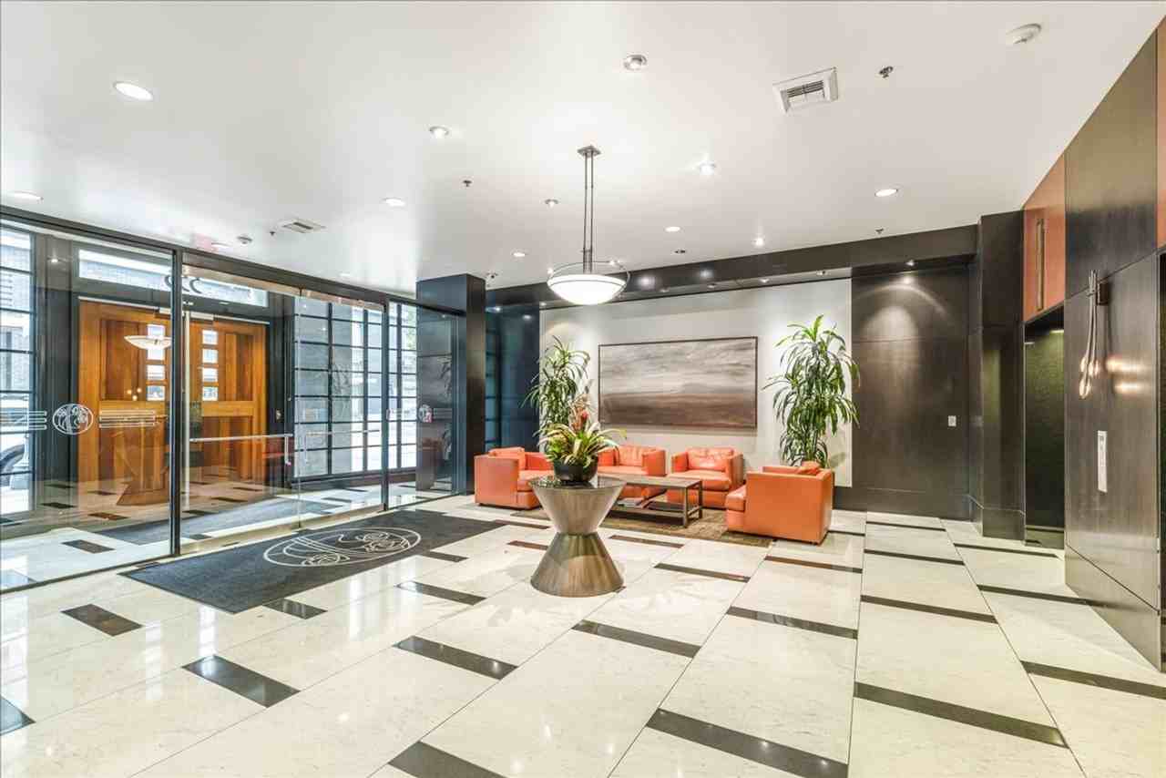 333 Northwest 9th Avenue #909 - Photo 4 of 23