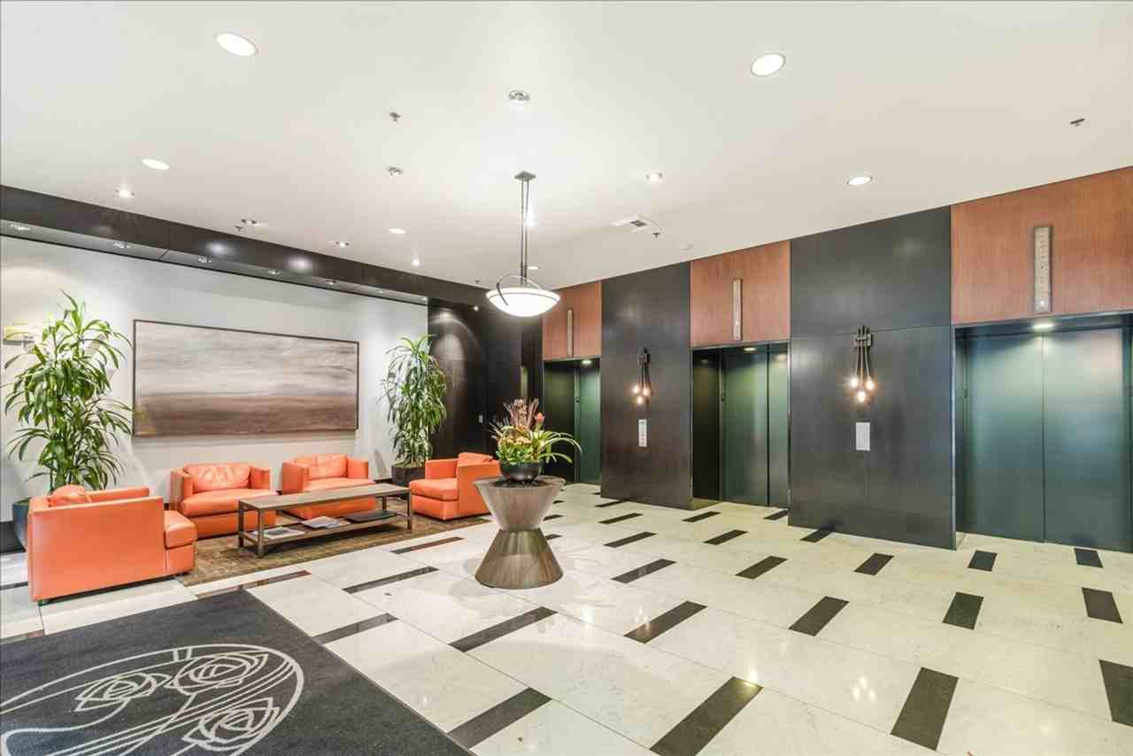 333 Northwest 9th Avenue #909 - Photo 5 of 23