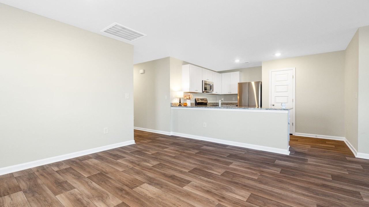 1206 Willow Oaks Way - Photo 7 of 34