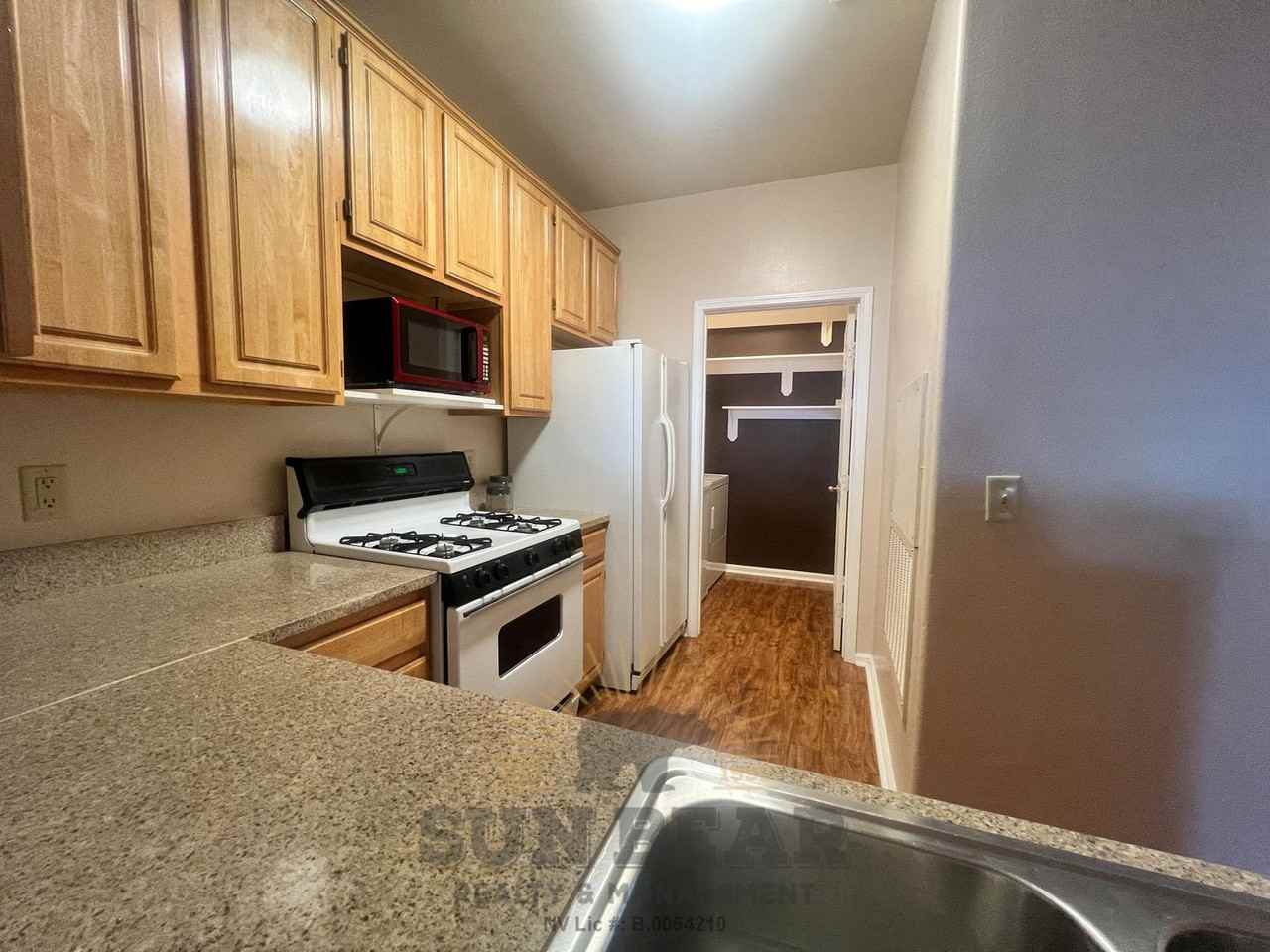 900 S Meadows Pkwy - Photo 6 of 24