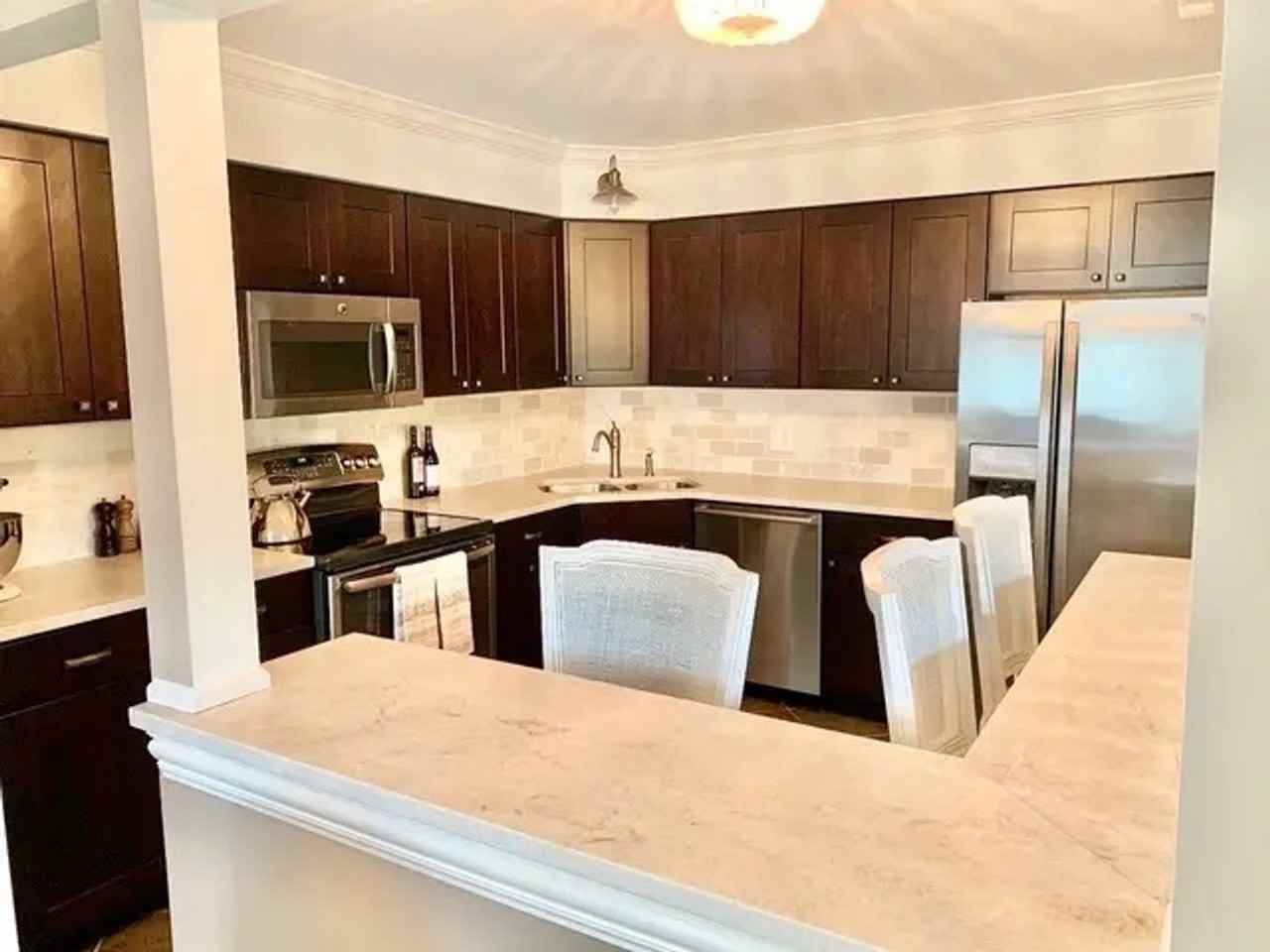 1002 Castilian Ct - Photo 5 of 30