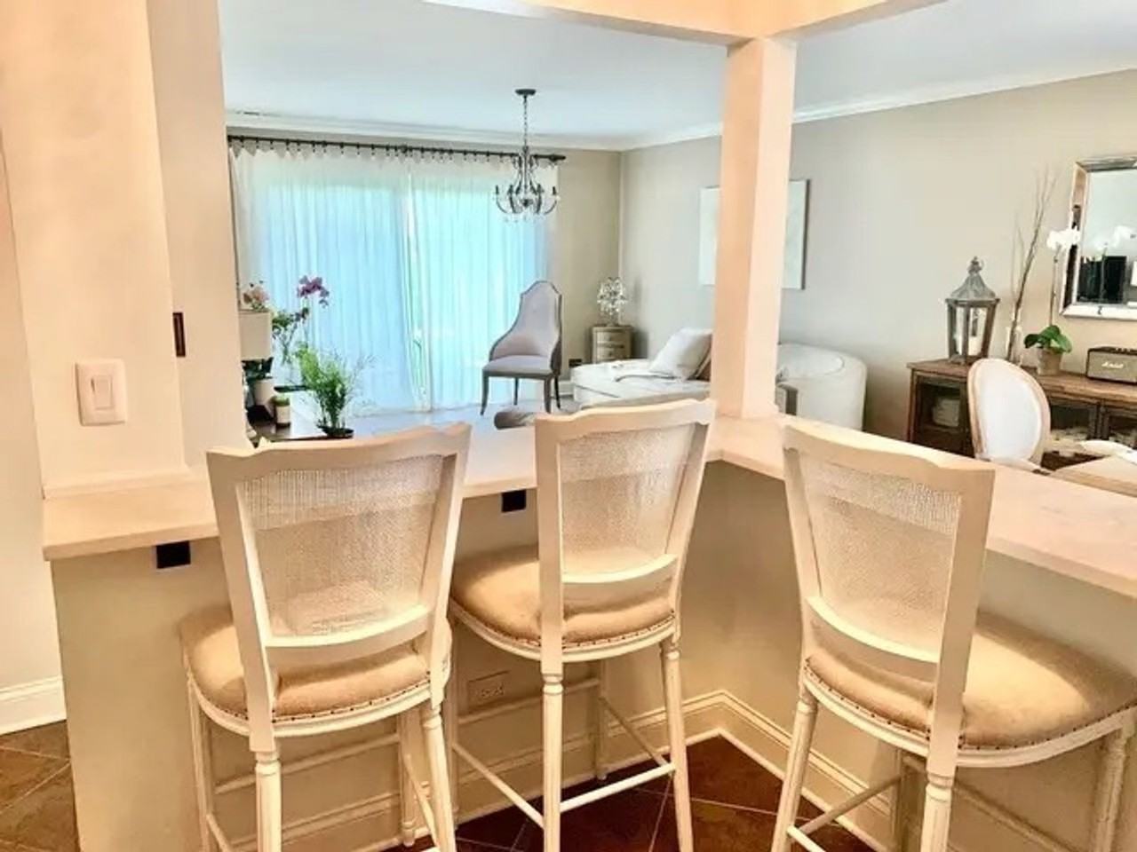 1002 Castilian Ct - Photo 6 of 30