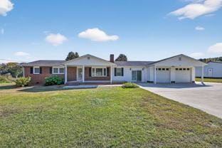 1580 N Honeycutt St - Photo 1 of 1