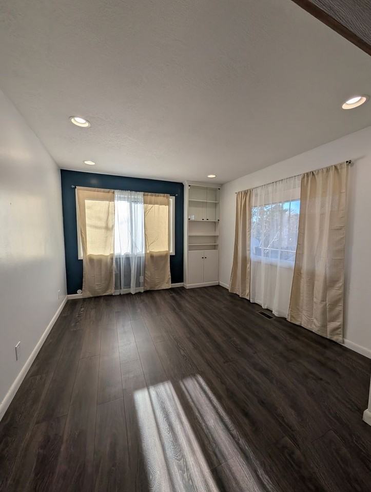 201 South 19th Avenue - Photo 4 of 7