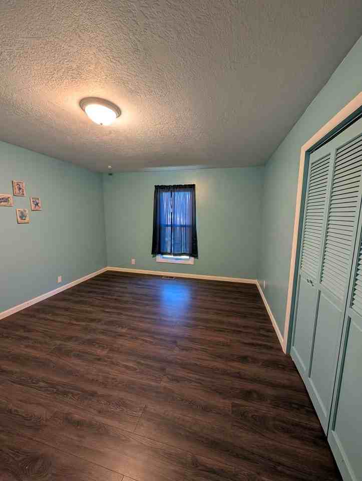 201 South 19th Avenue - Photo 6 of 7