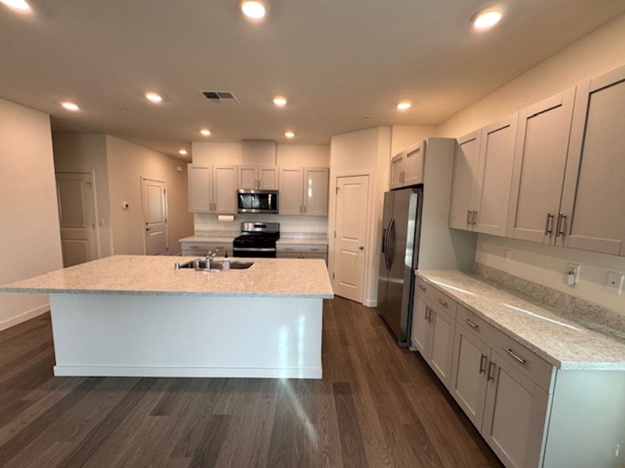 3829 Thea Dr - Photo 6 of 29