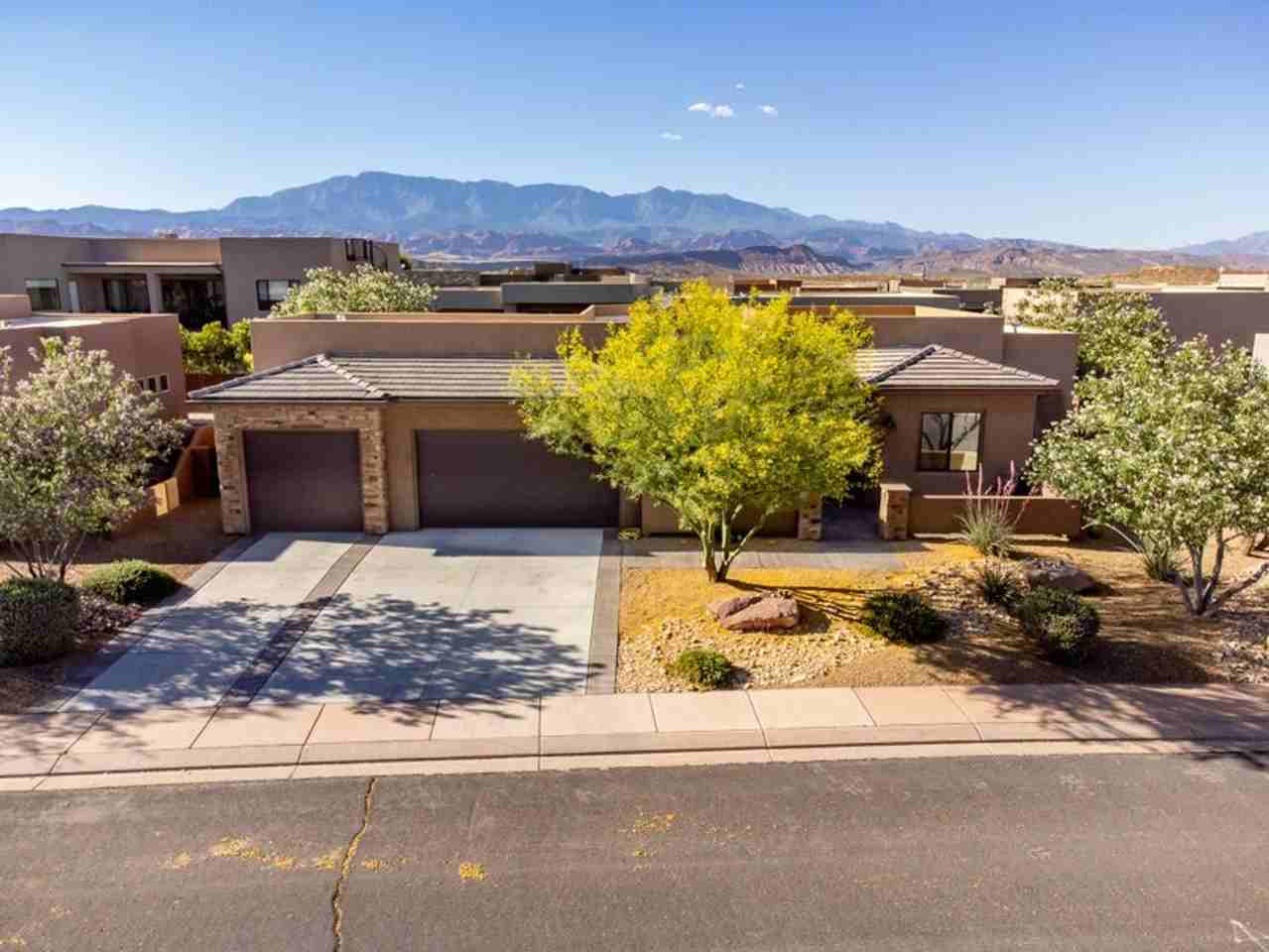 5310 W 3180 S - Photo 2 of 36
