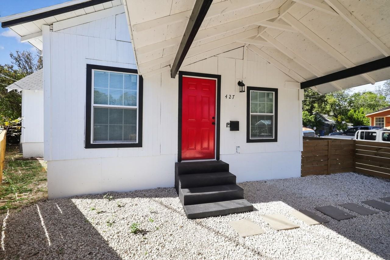 427 Floyd Ave - Photo 5 of 31