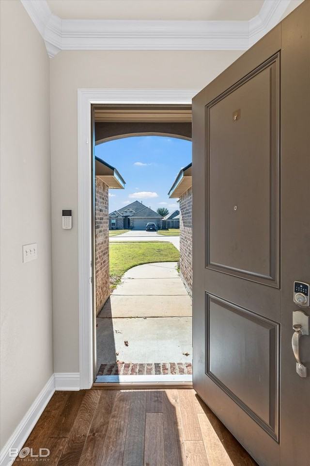 4008 False River Dr - Photo 4 of 36
