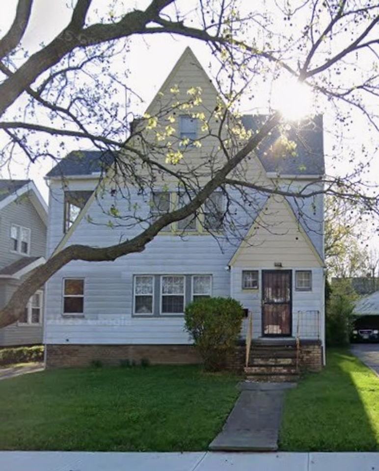 3863 East 154th St. Cleveland, OH 44128 - Photo 2 of 50