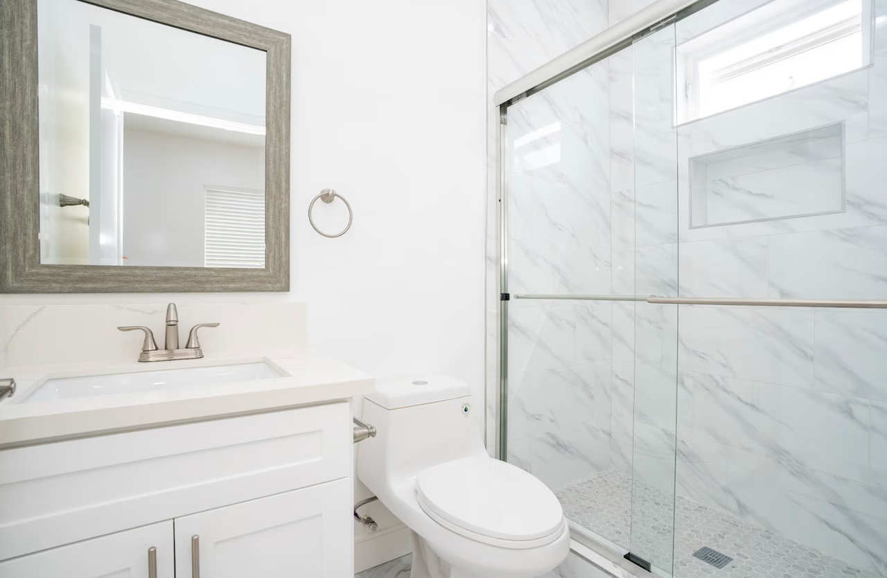 1286 West 35th Place - Photo 3 of 14