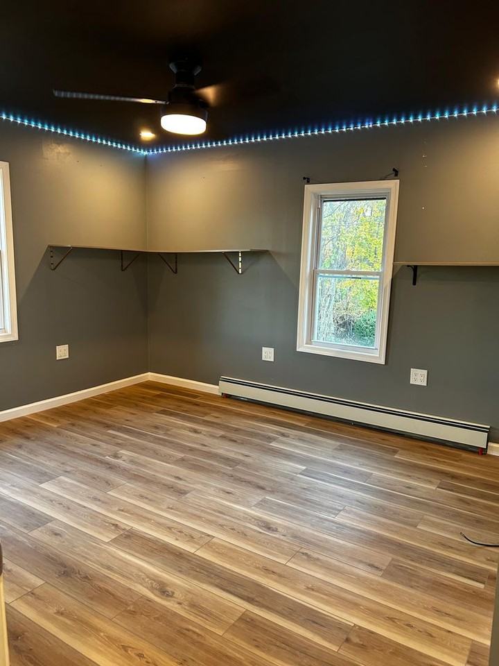 334 S Keyser Ave - Photo 5 of 18